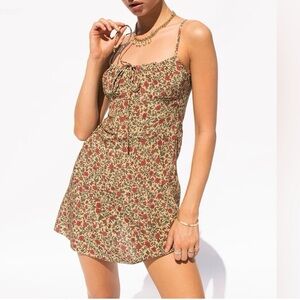 RÉALISATION PAR Tan & Ted Dahlia Floral Printed 100% Silk Inez Mini Slip Dress